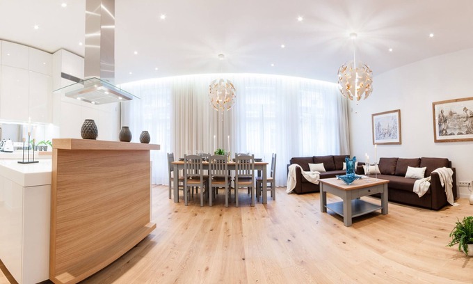 Nove Mesto Apartamento | 5 habitaciones, 5 baños Apartamento Glamour Excelente D Ubicado en el centro de la ciudad