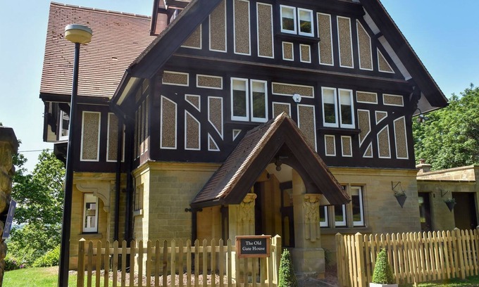 Royal Tunbridge Wells Cabaña | 5 bedroom accommodation in Tunbridge Wells