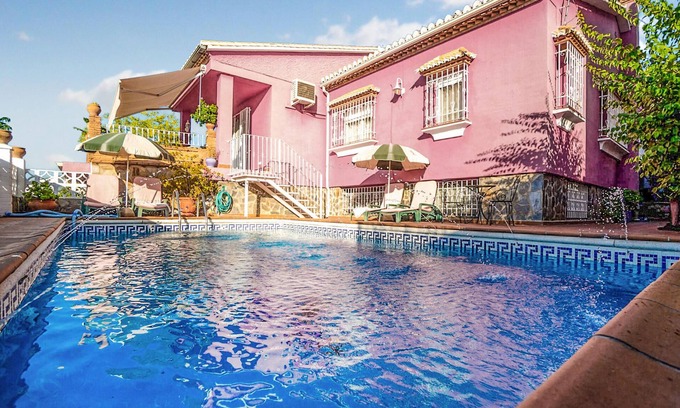 Barrio de la Vega Casa | 5 bedroom accommodation in Monachil
