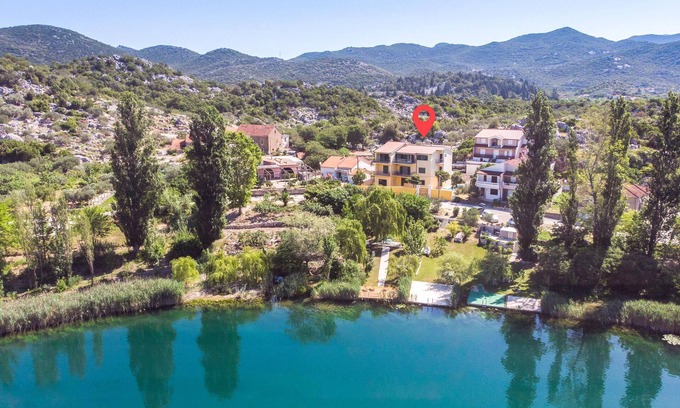 Ploce Casa | Alojamiento de 5 habitaciones en Bacina