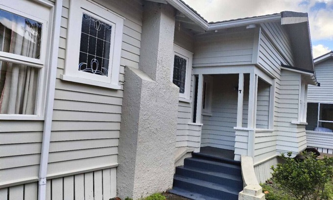 Epsom Casa | 5 Bedroom House, 7 Rangiatea Road, Epsom, Auckland