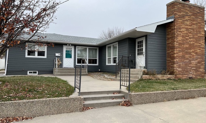 Sturgis Casa | 5-bedroom House for Sturgis rally with AC, 4 car garage, 2 blocks off Main St.