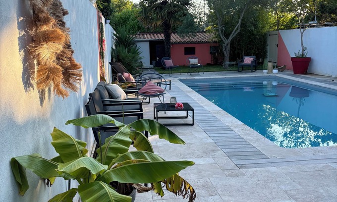 La Rochelle Casa | 5 bedroom house with pool in La Rochelle