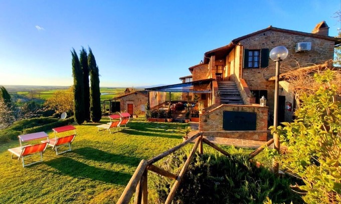 Panicale Casa | 5 Bedroom Private vacation home in Umbria