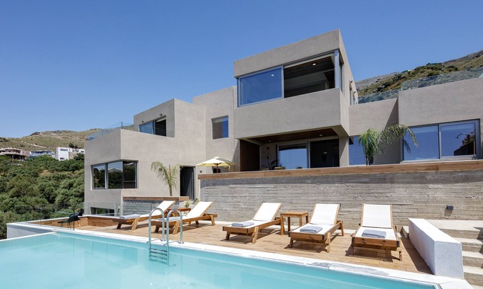 Mariou Villa | 5 Bedroom Sea View Complex South Rethymno by Delfus