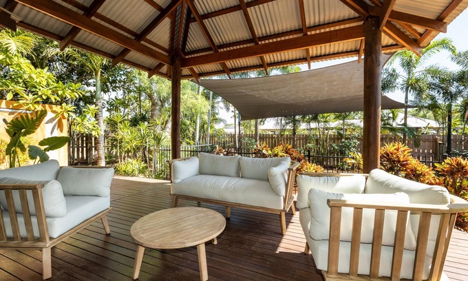 Cable Beach Casa | 5 Bedroom with Sweeping Veranda & Private Pool