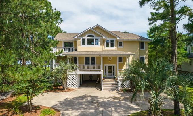 Whalehead Beach Casa | 5 Bedroom with views of the Currituck Sound & award winning resort amenities!