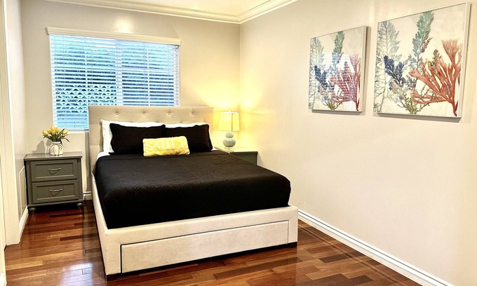 Rosemead Casa | 5 Beds 3 Baths Summer Special Book Now!