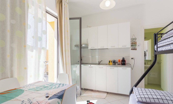 Bitonto Apartamento | 5 Naciones Bnb con estacionamiento, 9min Aeropuerto Mar