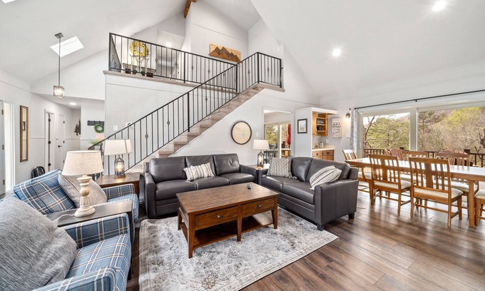 Lake Lure Casa | 5 BR - Walk to Resort Amenities! Close Mnt Views! Backyard Firepit!