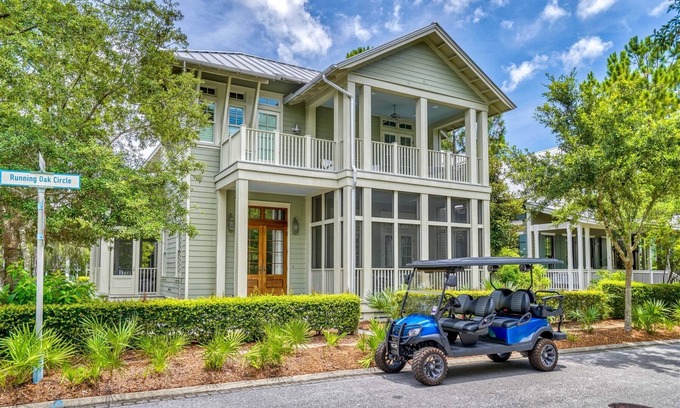 Forest District Casa | 🍂 Stay 3+ Nights, Get 1 Free! 8/15–11/15 | Watercolor Beachclub Access, Golf Cart, & Bikes!