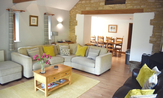 Compton Abdale Casa | 5 * Gold Award Barn Conversion en el centro de Los Cotswolds