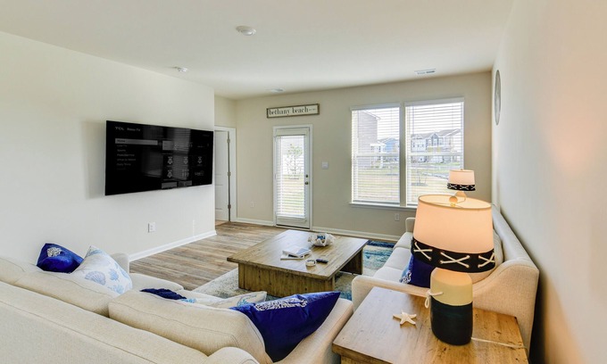 Millville Casa | 5 Mi to Bethany Beach: Home w/ Pool + Gym Access!