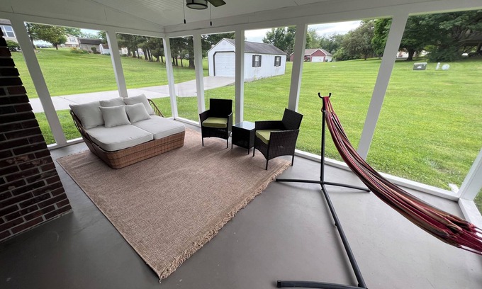 Morristown Casa | 5 min from Cherokee lake & available camper parking! Smokey Mountains