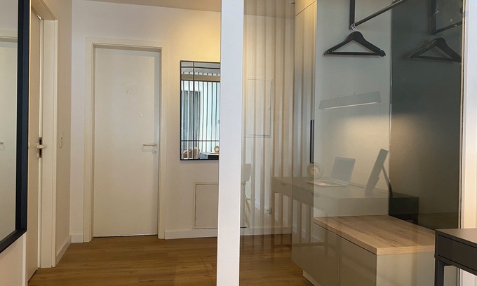 Gera Apartamento | 5 Min von der Hochschule enfernt - Familien-Apartment mit Balkon & Kinderbett