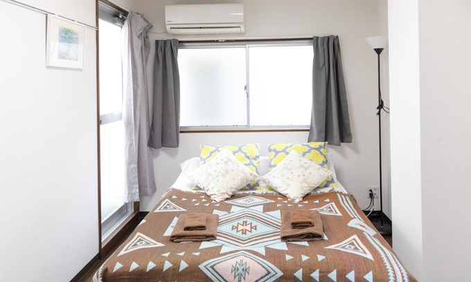 Nishi-Shinjuku Apartamento | 5 min. walk from Nishi-Shinjuku 5-chome Station & Table bed & 20 sq.m. with veranda