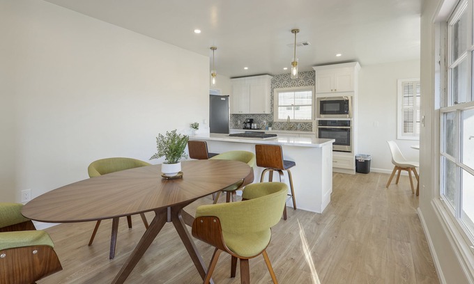 Stockton Casa | 5 min walk from UOP & Miracle Mile- Updated home with master suite!