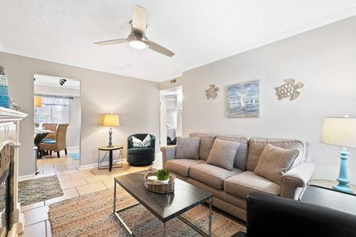 Hilton Head Island Apartamento | 5 MIN WALK TO BEACH- 2BR1BA Villa in The Dunes