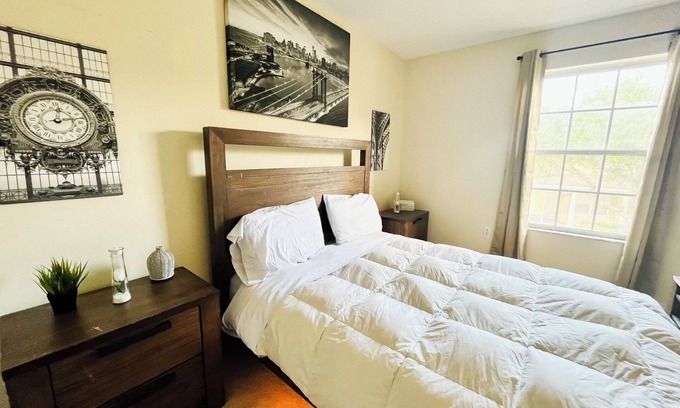 St. Cloud Casa | 5 mins from Kissimmee and 20 mins from the parks!
