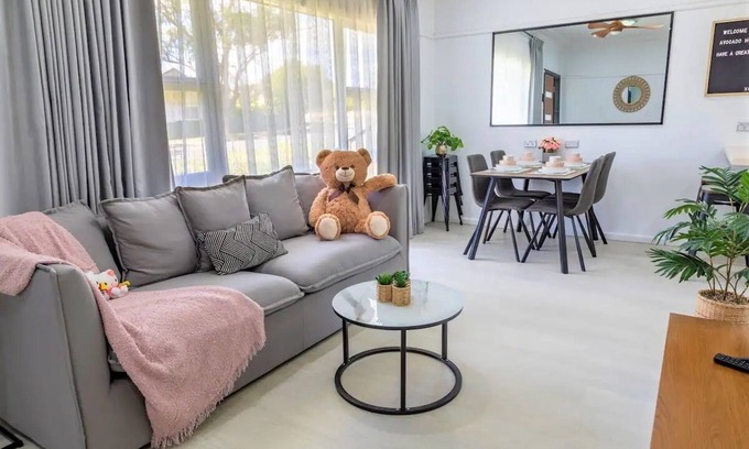 Mount Druitt Cabaña | 5 mins walk to station, Entire Sydney House 悉尼整栋度假屋, 五分钟步行到火车站