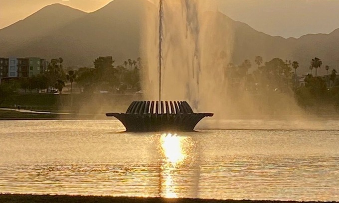 Fountain Hills Casa | 5 minute walk to Fountain Park world famous Fountain
