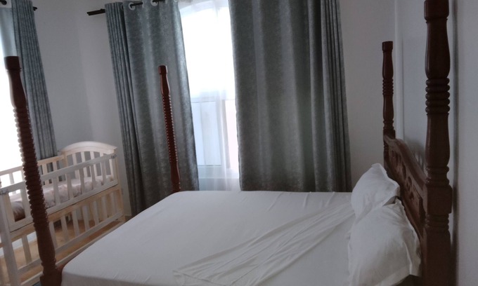 Malindi Apartamento | 5 minutes to the beach! Renee's cossy Apartments with great life happy memories.