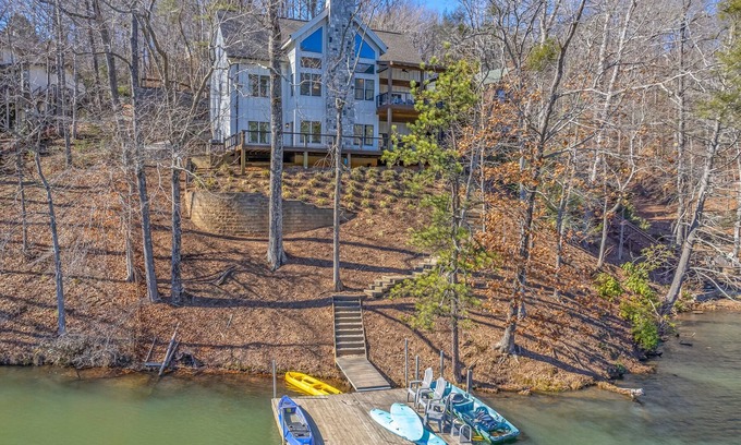Lake Lure Casa | 5 Or More Night Special! Lakefront - Mountain Resort, Kayaks, SUP boards