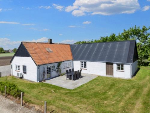 Karby Casa | 5 person holiday home in Karby-By Traum