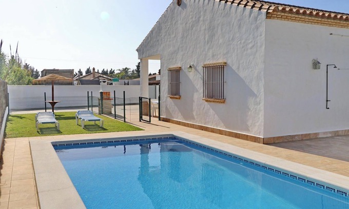 Campano Chalet De Esquí | Chalet piscina Playa y Cala de Roche