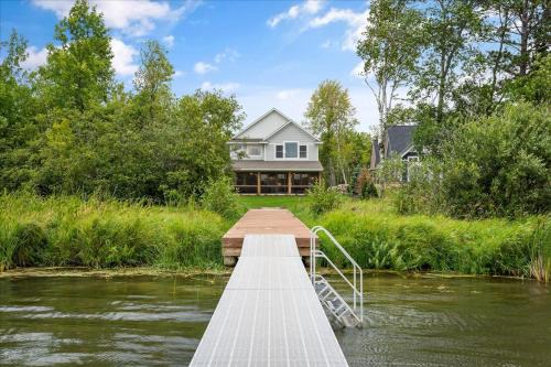 Crosslake Casa | 5 Pines on Trout