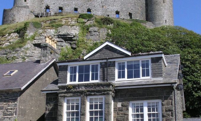 Harlech Casa | 5 * propiedad en Harlech está situado a los pies del castillo para 12