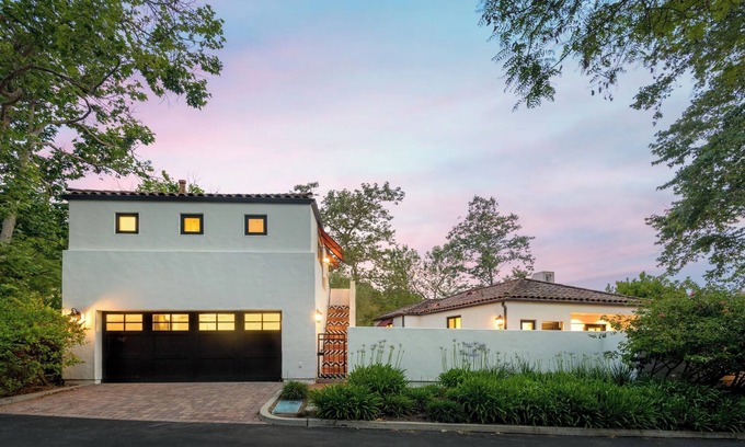 Bel Air Casa | 5-Star Luxury & Exclusive Gated Villa w/ADU walkable to Beach & Trails