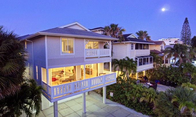 Siesta Key Casa | CASA DE PLAYA DE LUJO, 80 PASOS A LA PLAYA, PISCINA RESORT, CLAVE SIESTA, 6 CAMAS O 3