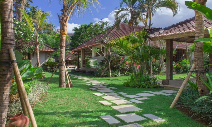 Petitenget Villa | 5 Star Villa for Rent in Bali, Bali Villa 2047