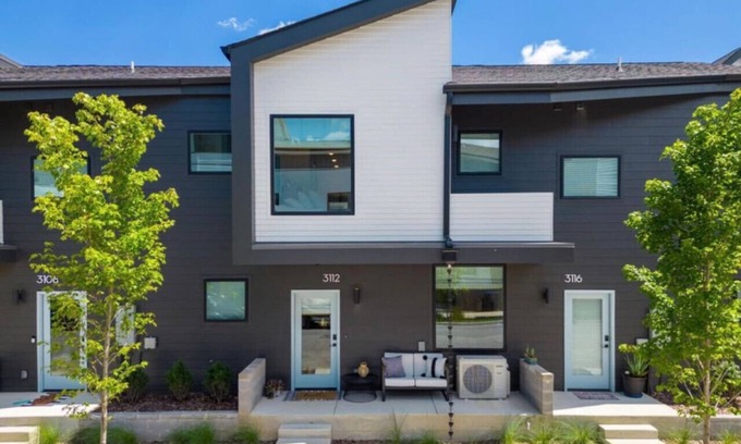 Chattanooga Casa | 5* Stay w/ Mountain View - Pets Stay Free!