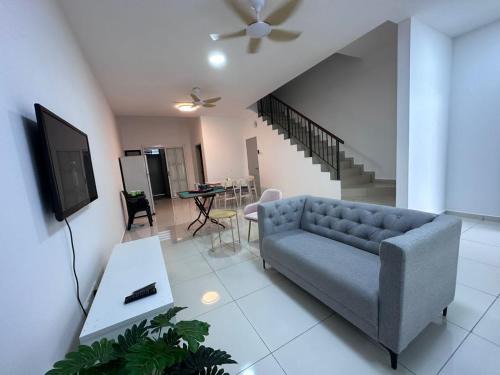 Tebrau Casa | 50 Crest Near Yi Jia HeLiXuan New Cathay Long Sing Mount Austin Restaurant