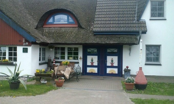 Wieck auf dem Darss Apartamento | 50 m² attic apartment with a view of the harbor and Bodden - dormer apartment