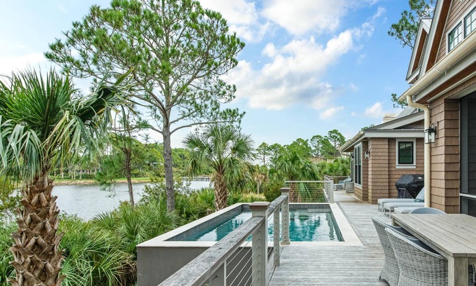 Vanderhorst Plantation Casa | 542 Bufflehead: 4BR Home, Private Pool, Golf & Lagoon Views, Bike to Beach
