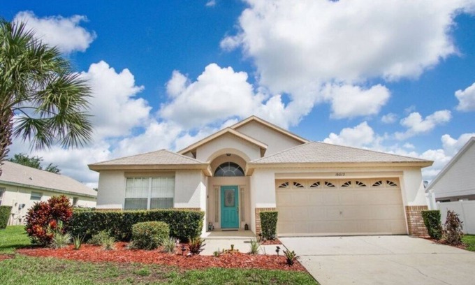 Orange Tree Casa | 545 - Beautiful home with private pool and game room. Close to Disney