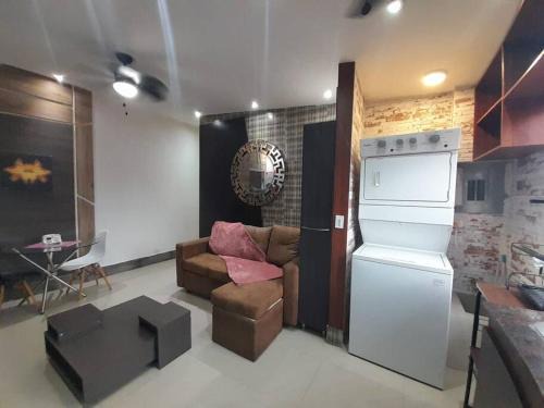 Panama City Apartamento | 55-9B Hermoso moderno y completo apartamento