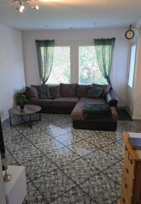 Seinajoki Casa | 55 neliöinen Tilava RivitaloKaksio, 1-4hlö, Täydellinen keittiö, Uudet kodinkoneet, laadukas sauna, tv, netflix, wifi, kuivaava pyykinpesukone, itsekirjautuminen 24h, avainsäilöboxi koodilla