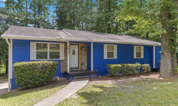 Church Street Casa | 5BD/2BTH Home Near Hartsfield Jackson Airport