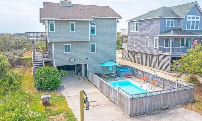 Ocean Sands Casa | 5bd/4bath short walk to beach with jacuzzi room/hot tub/private pool, ping pong