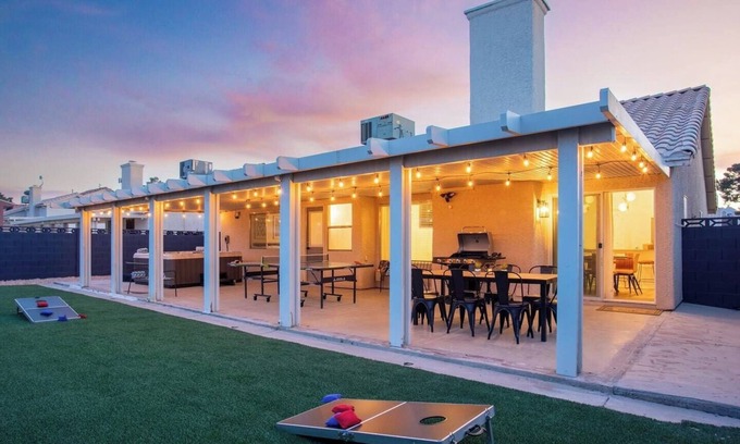 North Las Vegas Casa | 5BD Relaxing Stay- Game Room, Spa, Ping-Pong Table