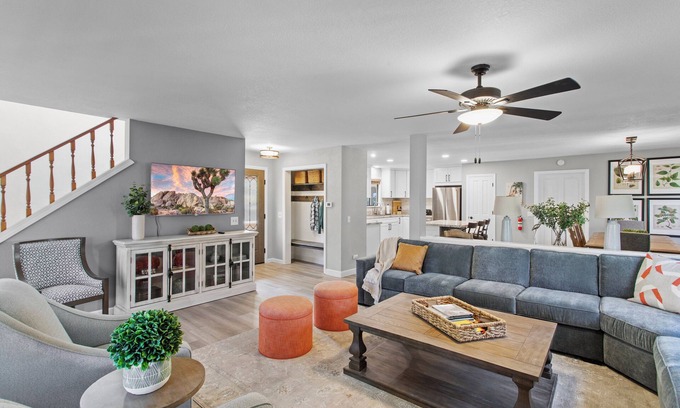 Lake Arrowhead Casa | 5BDR Stay w/Fireplace, Game room & Family-Friendly Amenities | Arrowhead Chalet