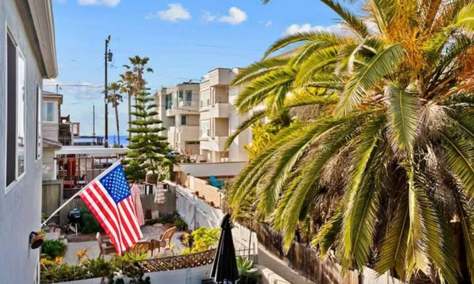 Mission Beach Apartamento | 5BR Beach Retreat+Large Patio+AC Sleeps 18+by Sand