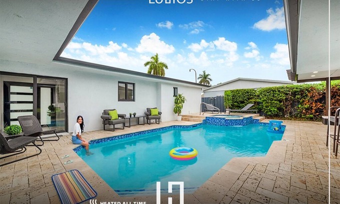 Cutler Bay Casa | 5BR Miami Oasis: Heated Pool, Spa & Basketball