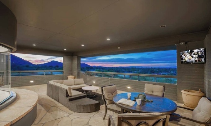 Turquoise Hills Casa | 5BR-Paradise Valley City Views