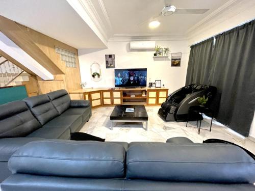 Bandar Sunway Casa | 6-10 Pax @ The CoZySpacious House - Heart Of Sunway