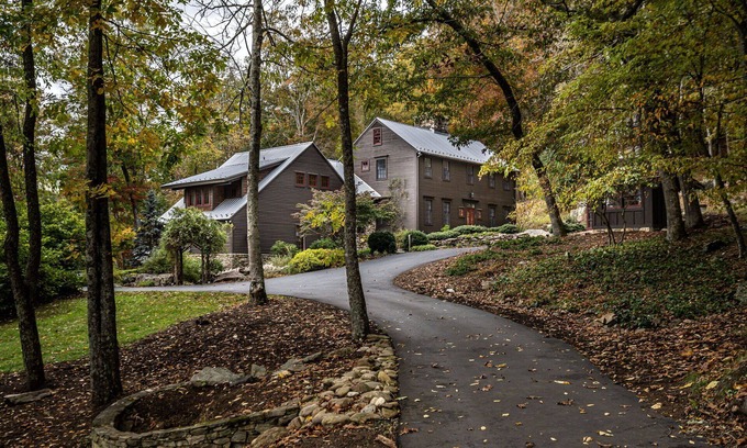 Boone Casa | 6 Acre Mountainside Property w/ Beautiful Views, Hot Tub, Game Room, Creek